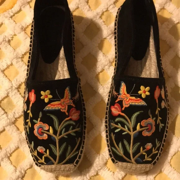 COPY - COPY - Johnny Was espadrilles - Picture 7 of 16